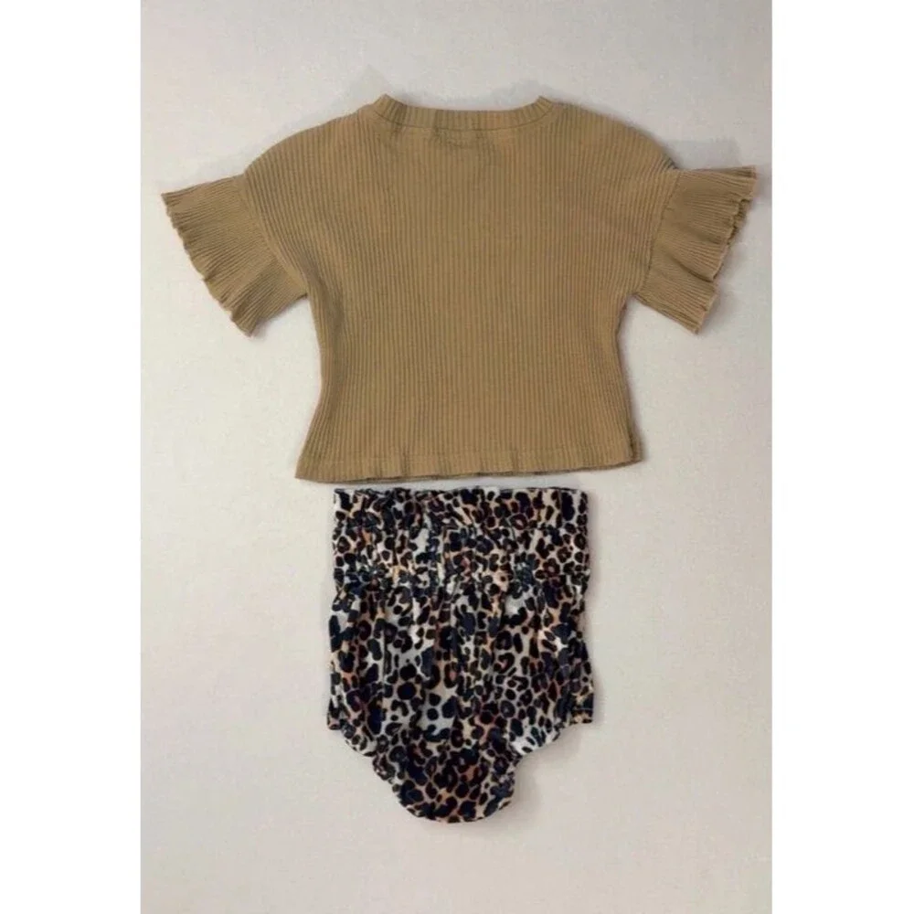 Boutique 2T Toddler Girl Ribbed Ruffle Short Sleeve Top & Leopard Bummies Set
